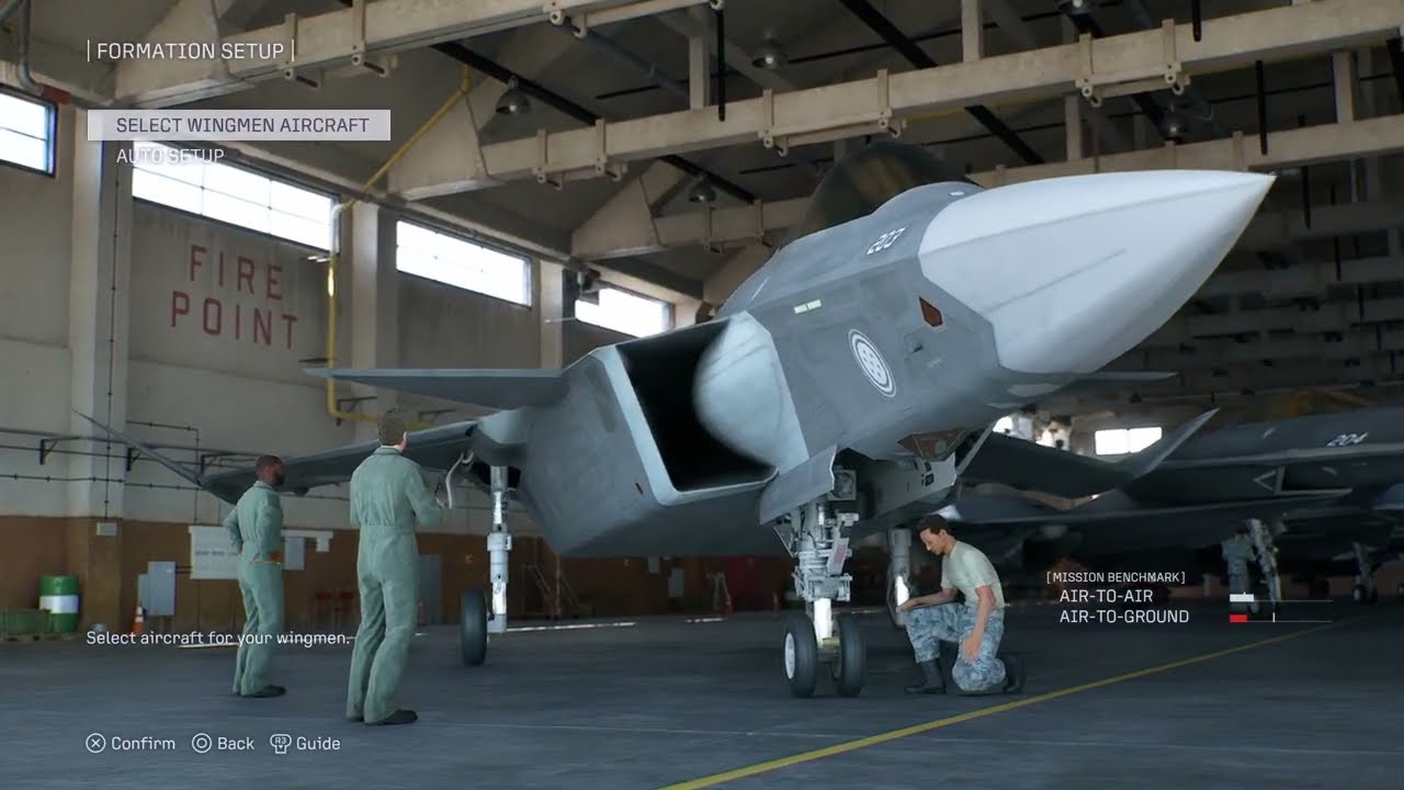皇牌空战8希孚之翼机库中的SELECT WINGMEN AIRCRAFT僚机战机选择界面