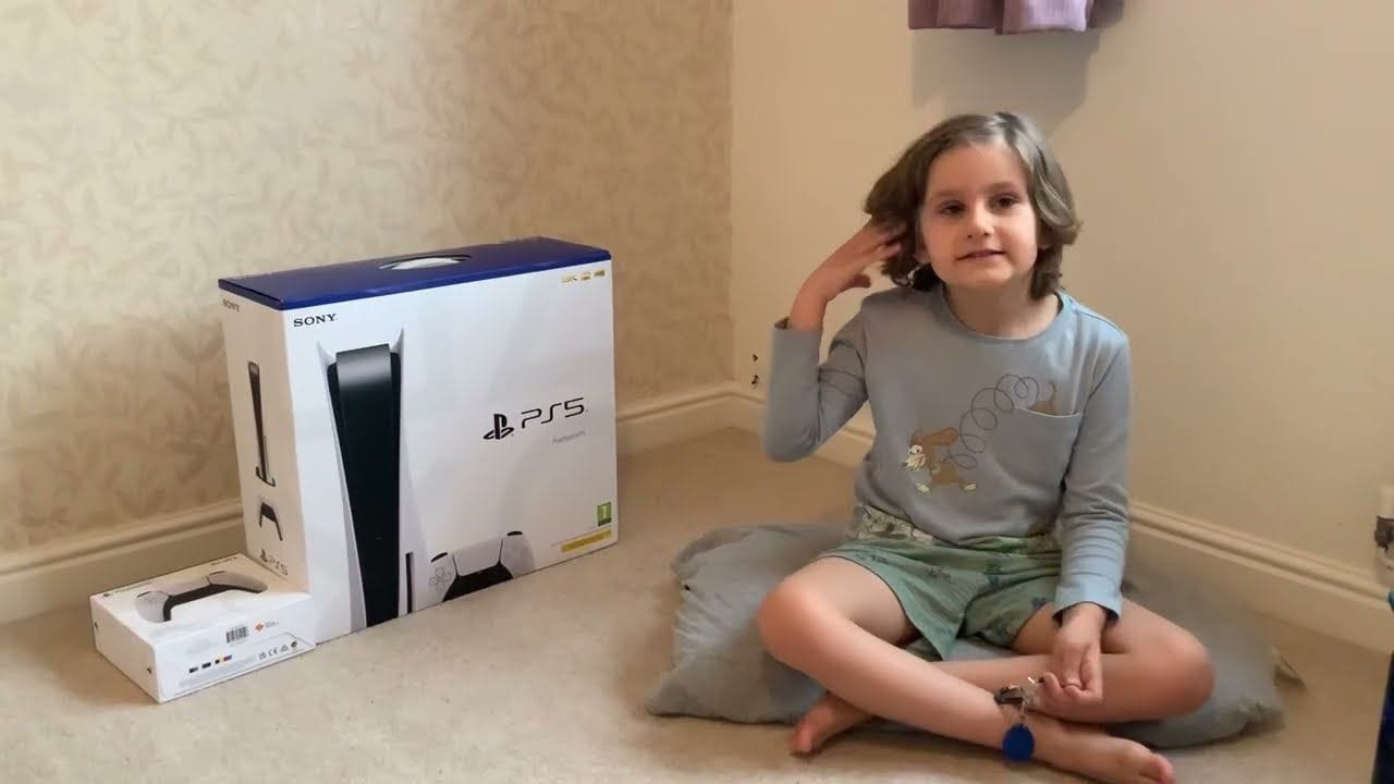 Unboxing PS5 brand new model first look