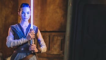 Star Wars : Disney révèle un "vrai" sabre Jedi, à découvrir en 2022
