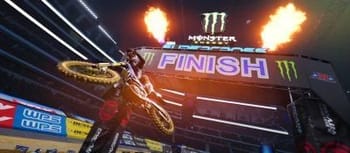 Monster Energy Supercross: The Official Video Game 6, gamelle, histoire et gameplay dans une nouvelle vidéo