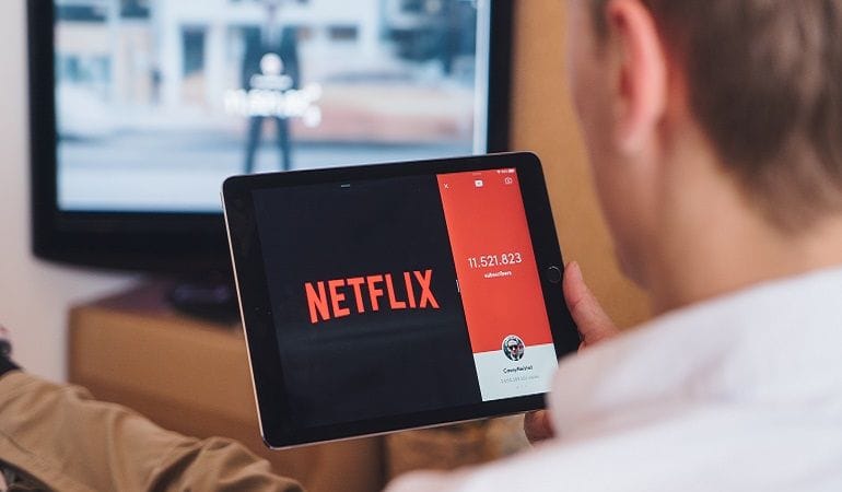 Netflix : 2 bons films et séries qu'il ne faut pas manquer ce soir - CNET France