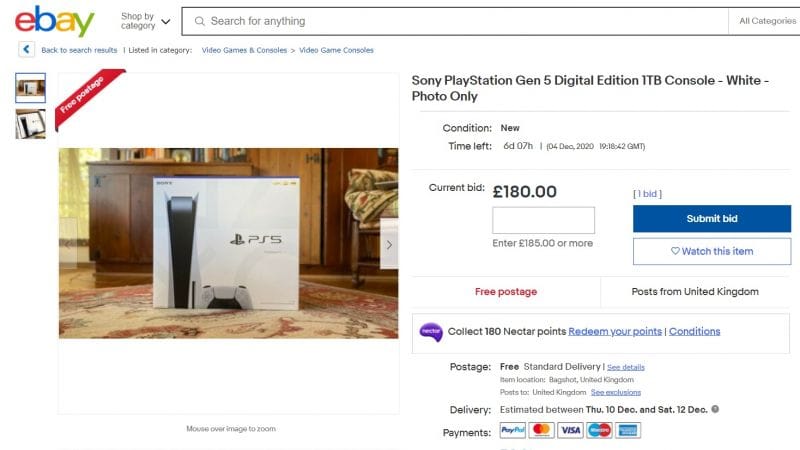 eBay met en garde contre les escrocs qui vendent... des photos de la PS5