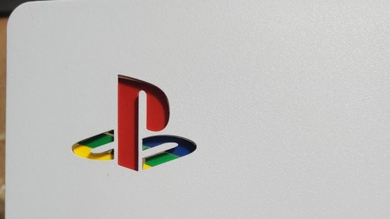 PS5 : Une idée pour personnaliser sa console grâce à un utilisateur de reddit - JVFrance