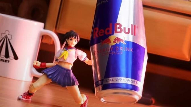 L'image du jour : Une Redbull se fait démolir en stop motion par Sakura de Street Fighter