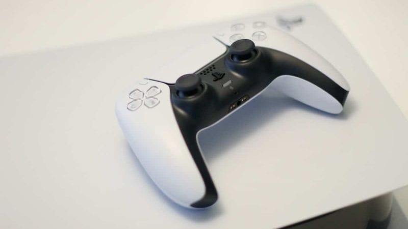 PS5 : les jeux occupent jusqu'à 40% d'espace en moins que sur le SSD de la Xbox Series X