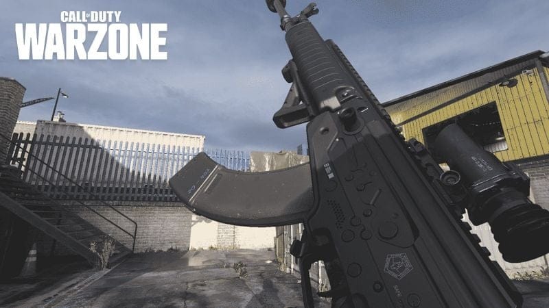 Warzone confirme des changements d'armes à venir : AMAX, FARA, Bullfrog - Dexerto.fr