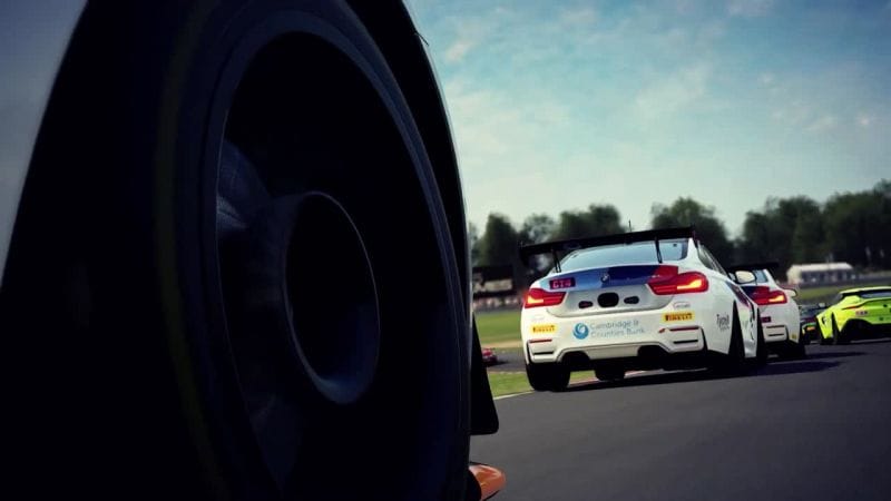 Bande-annonce Assetto Corsa Competizione : le DLC British GT est disponible - jeuxvideo.com