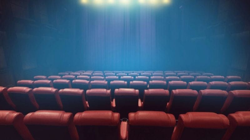Il est possible de jouer à sa PS4, PS5, Switch ou sa Xbox Series au cinéma