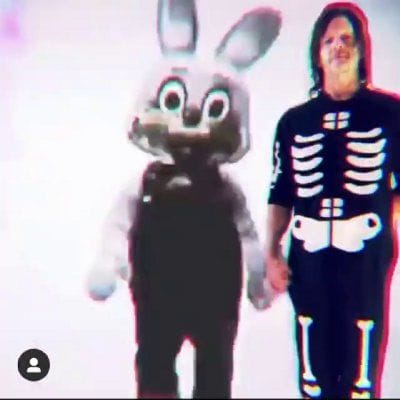 Silent Hills : Norman Reedus torture les fans avec une vidéo en compagnie de Robbie the Rabbit