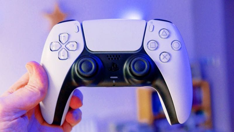 PS5 : plein d'accessoires annoncés cette semaine. Voici à quoi ils ressemblent - Des écrans et des casques pour la PS5
