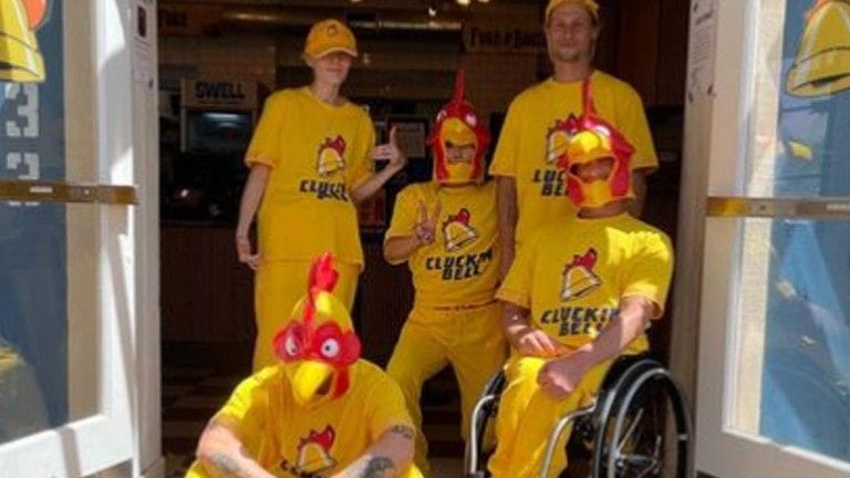 GTA : quand le restaurant fictif Cluckin' Bell ouvre dans la vraie vie, ça donne ça