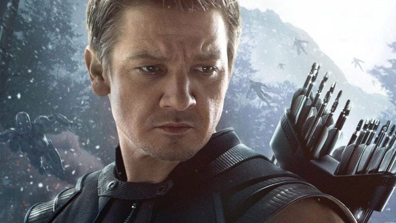 Jeremy Renner a « plus de 30 os cassés » mais reste solide