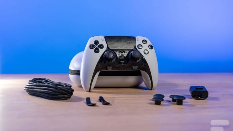 DualSense Edge : la manette pro controversée de Sony baisse enfin son prix