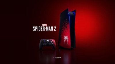 Marvel's Spider-Man 2 : une PS5, des façades et une DualSense symbiotiques aux couleurs du jeu dévoilées