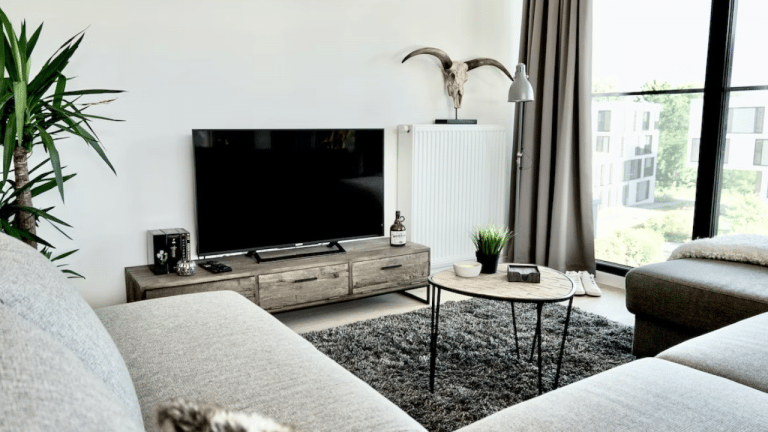 La TV 4K OLED C2 de LG ne restera peut-être pas en promotion pendant les soldes, et c’est maintenant qu’elle est à son meilleur prix
