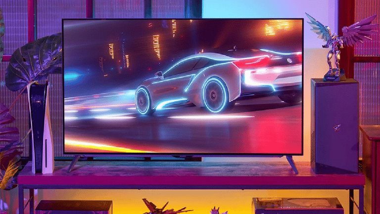 La guerre entre consoles et PC est enfin terminée grâce à cet écran gamer 4K OLED en promo pendant les soldes