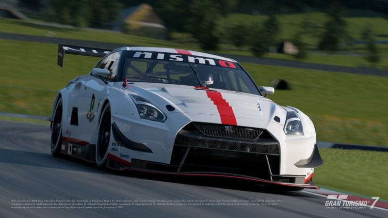 La mise à jour 1.36 de Gran Turismo 7 ajoute 4 nouvelles voitures, 3 Menus supplémentaires, et une expérience toute droite sortie du film Gran Turismo