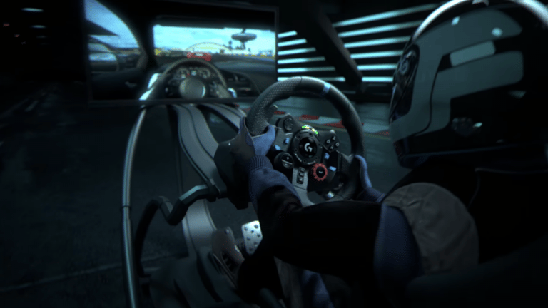Le volant de course parfait pour PC et PS5 est en promo à -21 % !