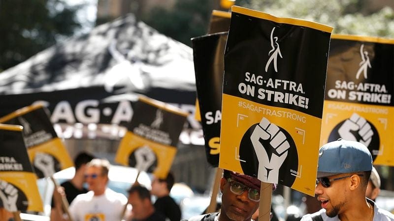 La grève des acteurs et scénaristes à Hollywood pourrait maintenant s'étendre à l'industrie du jeu vidéo