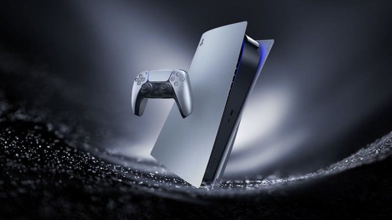 PS5 : Sony dévoile trois nouveaux coloris, dont une PlayStation 5 argentée !