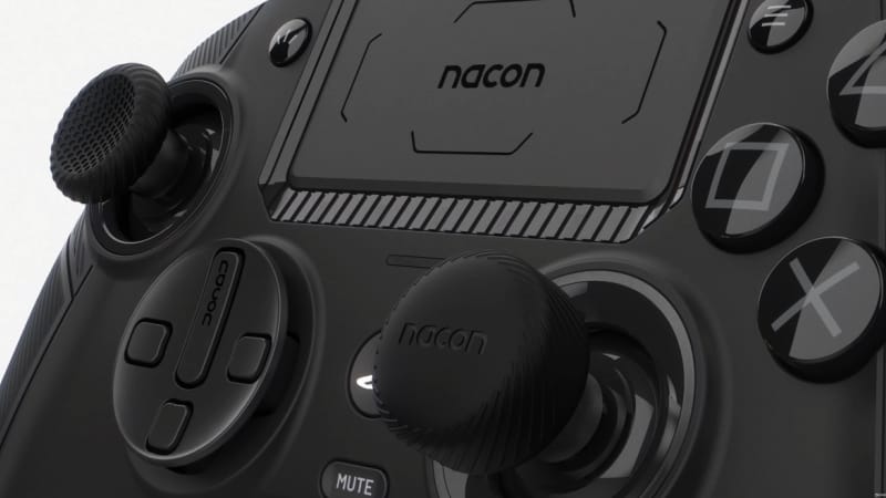 La Revolution 5 Pro de Nacon, une manette PS5 à mettre sous le sapin ?