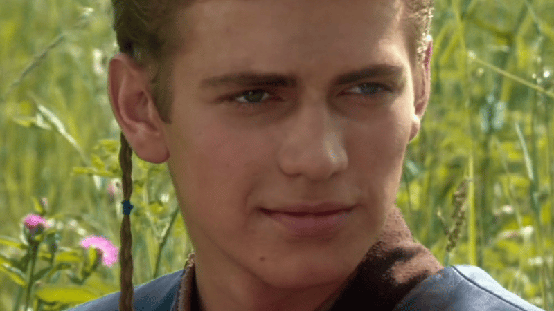 Anakin imite R2-D2 dans une scène supprimée de La Revanche des Sith