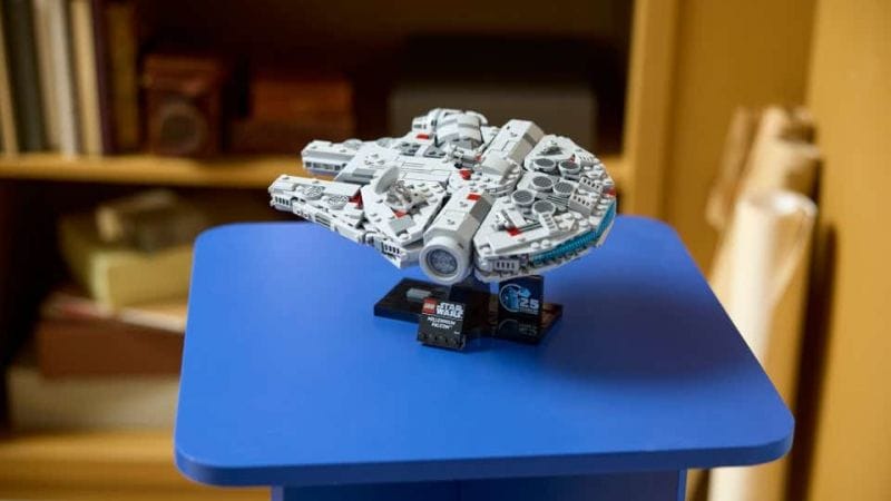 Lego a annoncé un modèle de Faucon Millenium en format de poche.