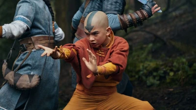 J’ai vu la série Avatar : le dernier maître de l’air et je ne m'attendais pas à ça ! Netflix fait-il mieux que le live-action One Piece ?
