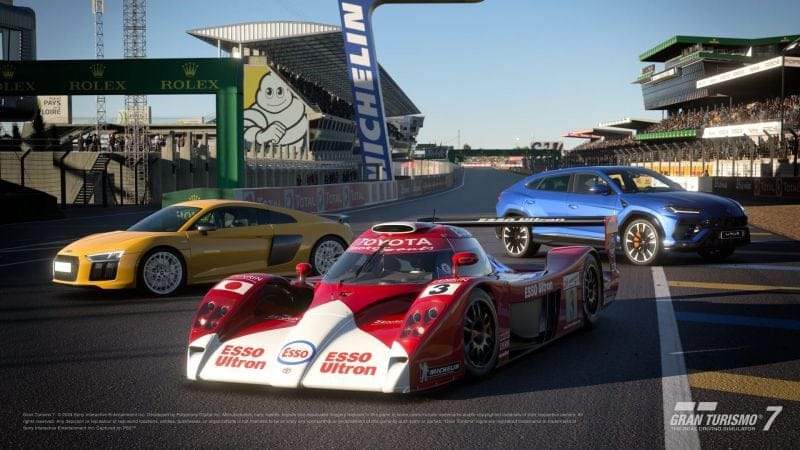 La version 1.44  de Gran Turismo 7 ajoute  3 nouvelles voitures, un menu additionnel pour le Café, 3 Circuits mondiaux, et plus