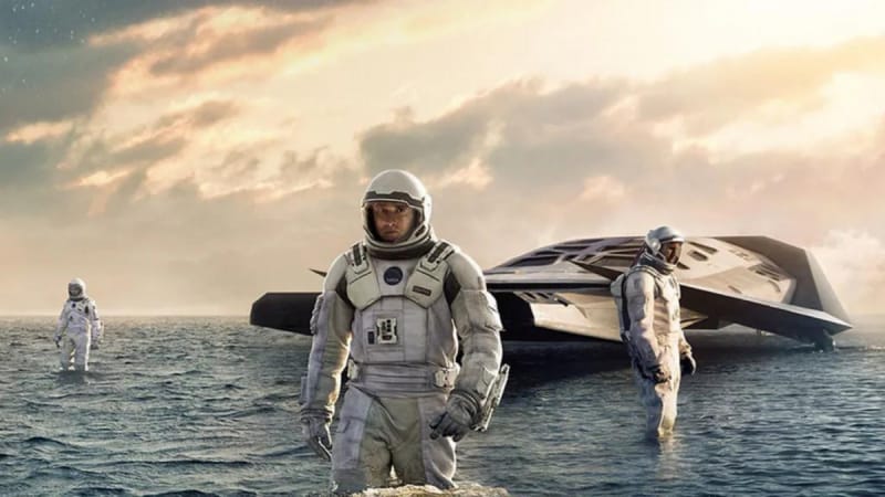 Interstellar de retour au cinéma en 2024 : Chistopher Nolan promet une version jamais vue de son film de SF pour célébrer ses 10 ans