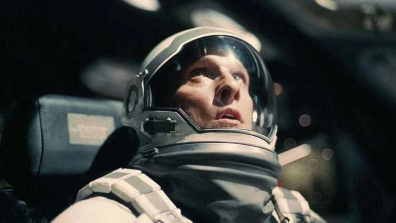 Ça change tout, cet internaute a repéré un détail étrange dans le film Interstellar de Christopher Nolan et il ne voit plus que ça...