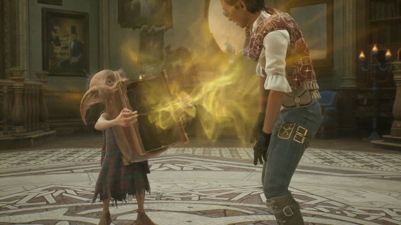 L'elfe, le sac de capture et le métier à tisser