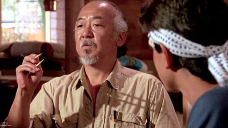 Les créateurs de Cobra Kai envisagent de faire un préquel sur M. Miyagi.