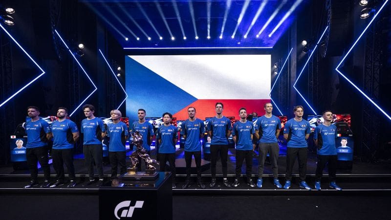 Une course à faire entrer dans les livres d'histoire pour la grande finale de la Nations Cup ! - Rapport de course - Gran Turismo 7 - gran-turismo.com