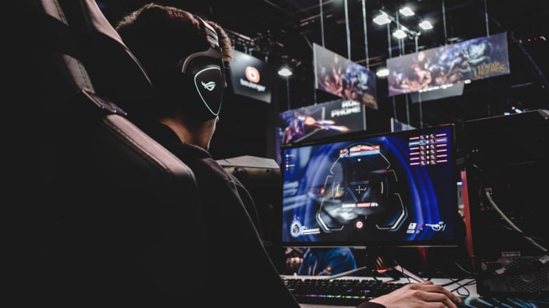 Pour une fois, c'est le PC qui va copier la PS5 Pro : pour sa nouvelle technologie destinée aux joueurs, AMD va utiliser l'IA