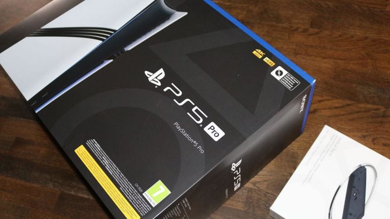 Nous déballons la PlayStation 5 Pro