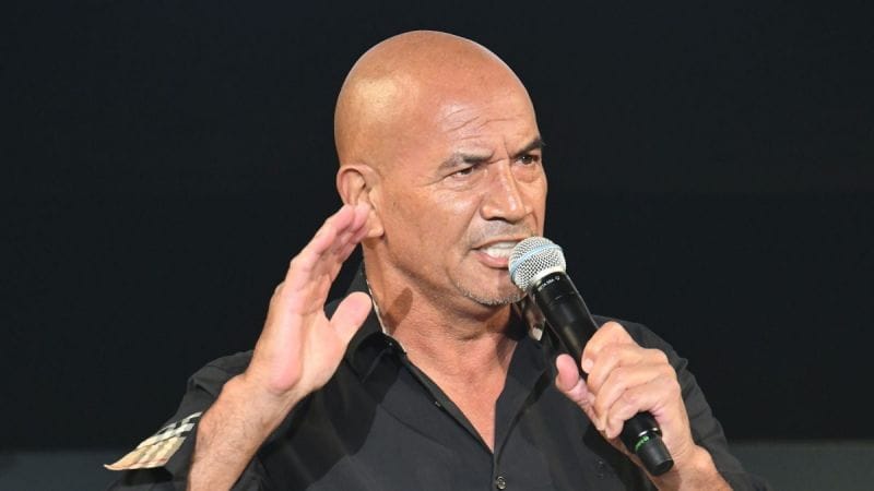'On me garde pour plus tard' : Temuera Morrison est 'triste' de ne pas avoir rejoué Boba Fett depuis la série Disney+