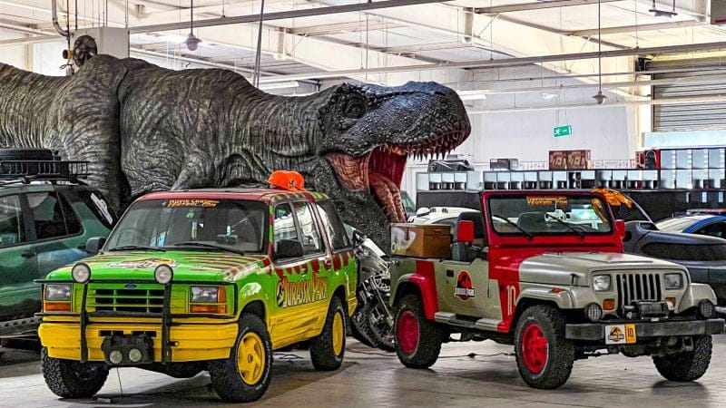 Pop Central : le musée des passionnés de voitures de cinéma et jeux vidéo vintage près de Paris