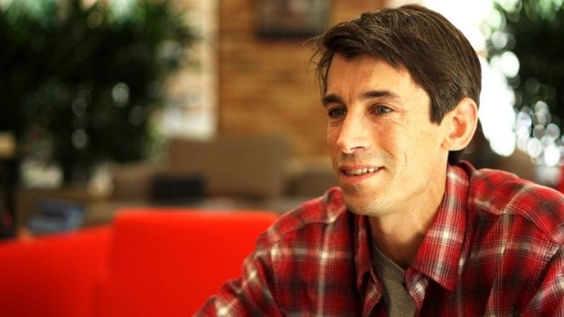 Ted Price, le fondateur d'Insomniac Games, prend sa retraite après 30 années de service