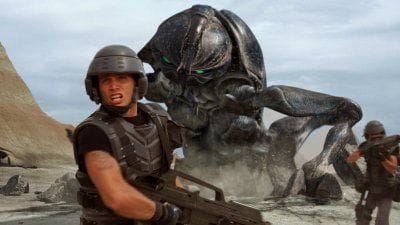 CINEMA : Starship Troopers, une nouvelle adaptation annoncée, les fans du premier film tremblent