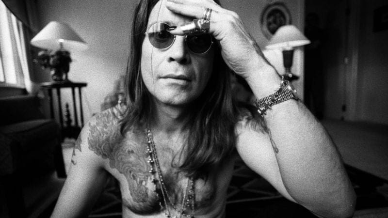 En hommage à Ozzy Osbourne, Brutal Legend est disponible gratuitement sur itch.io (mais pas pour longtemps)