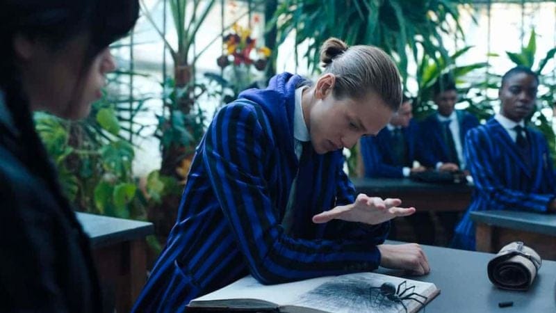 Mercredi, saison 2 : où est passé Xavier ? L’explication de son absence