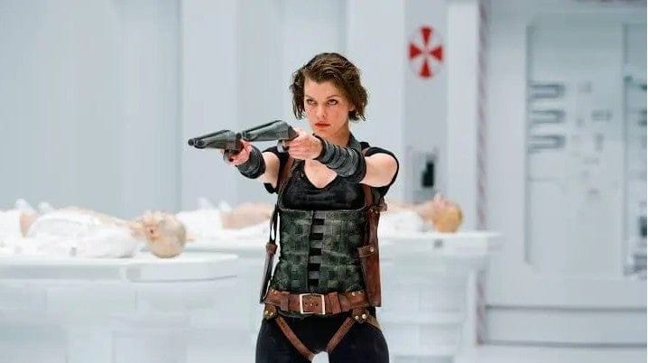 "Je n'ai jamais vu un film Resident Evil" — Le réalisateur du prochain film de la franchise l'affirme : les fans des films précédents "ne sont probablement pas prêts pour ce qu'il prépare"
