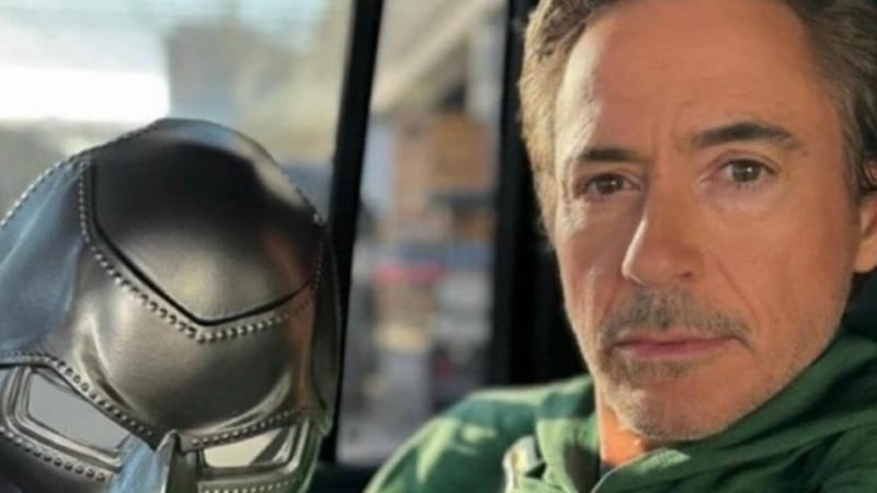 Simu Liu évoque le rôle sombre de Doctor Doom joué par Downey Jr.