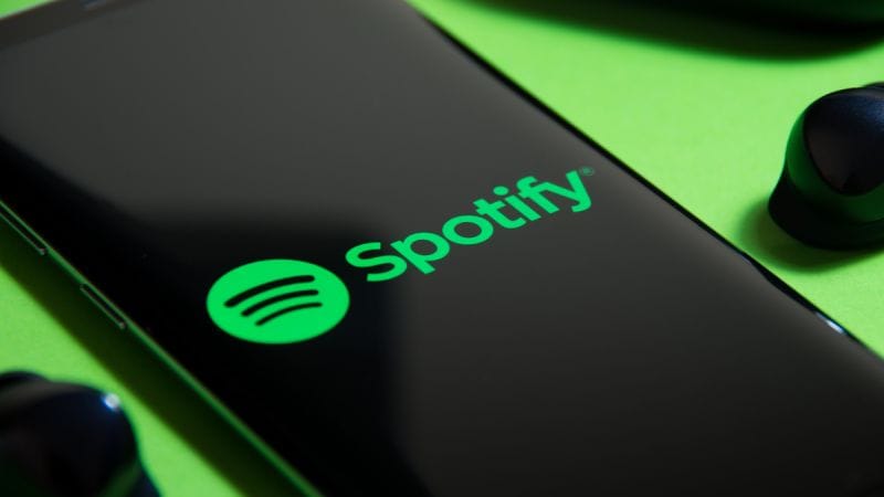 Spotify brise une règle vieille de 15 ans : les utilisateurs gratuits peuvent enfin écouter ce qu’ils veulent