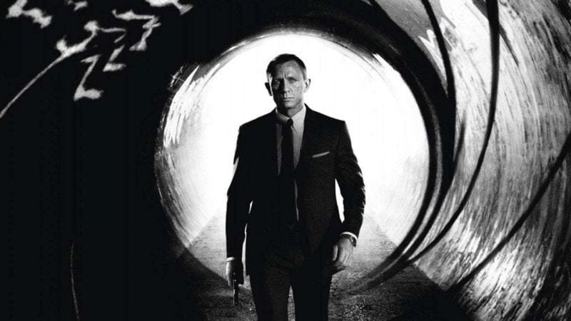 Steven Knight n'écrit pas le prochain James Bond en pensant à un acteur en particulier.