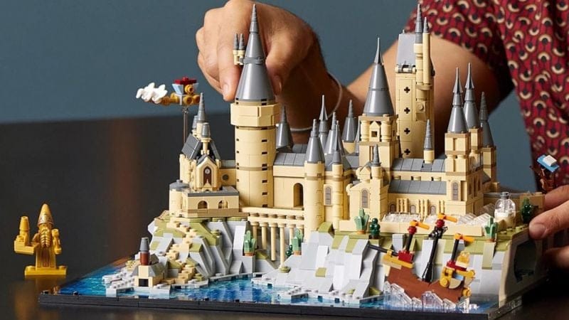 Le chateau d'Harry Potter en LEGO se fait éclater par Amazon, merci Prime Day ⚡️