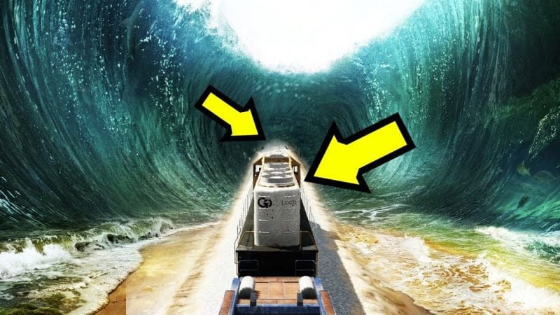 هل تستطيع تسونامي إيقاف القطار في جي تي أي 5 ؟ | GTA V TSUNAMI VS TRAIN