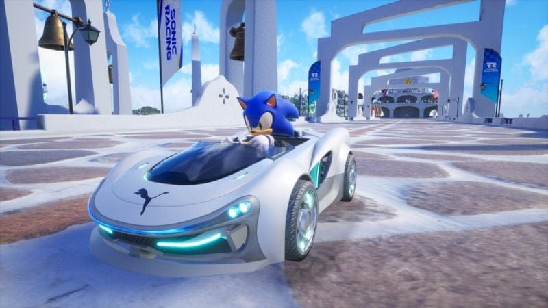 Mets en valeur ta voiture Sonic Racing: Crossworlds avec des autocollants Puma
