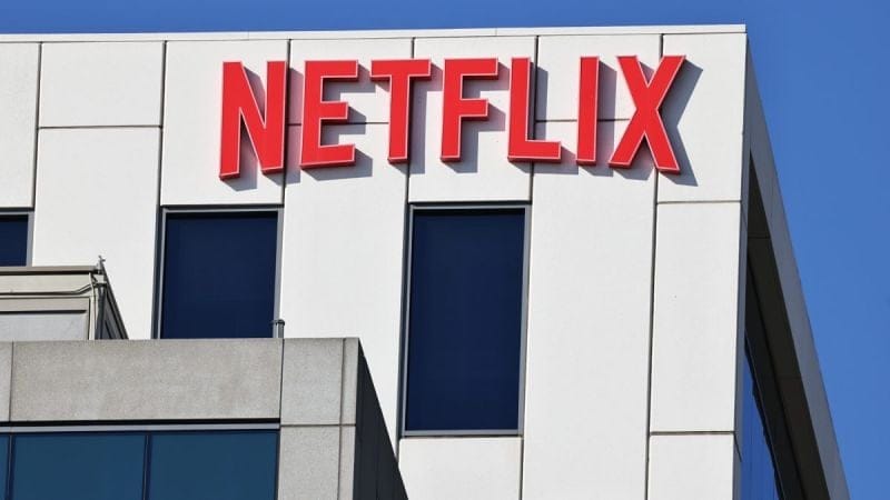 Netflix étudie "activement" la possibilité de faire une offre pour acheter Warner Bros. Discovery
